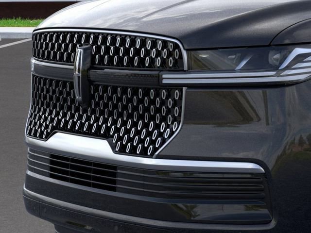 New 2026 Lincoln Navigator Reserve image 17