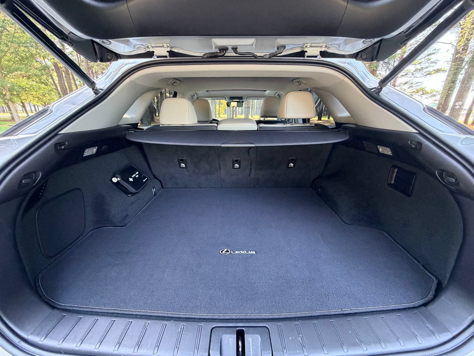 Used 2019 Lexus RX 350 AWD w/ Navigation Package image 17