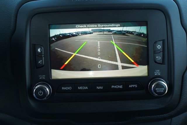 Used 2016 Jeep Renegade 75th Anniversary image 27