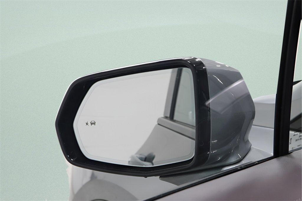 Used 2024 Cadillac XT6 Sport w/ Technology Package image 24