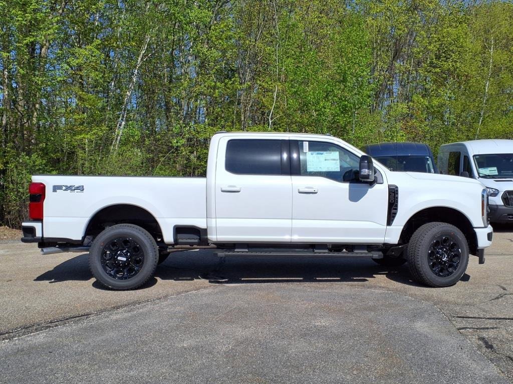New 2025 Ford F350 Lariat w/ Lariat Ultimate Package image 3