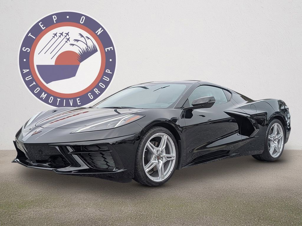 Used 2021 Chevrolet Corvette Stingray Coupe w/ 1LT video 2