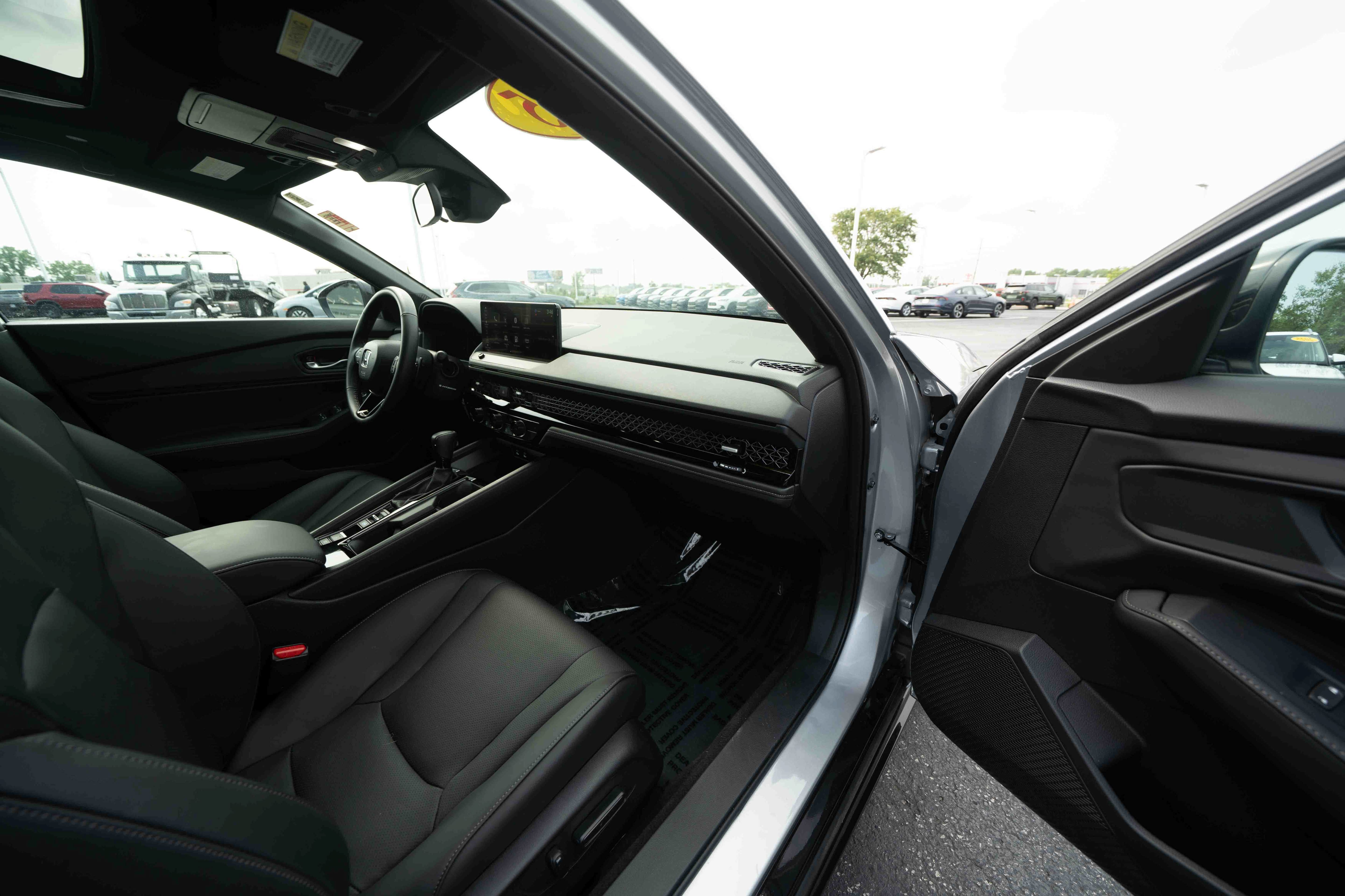 Certified 2025 Honda Accord Sport image 25