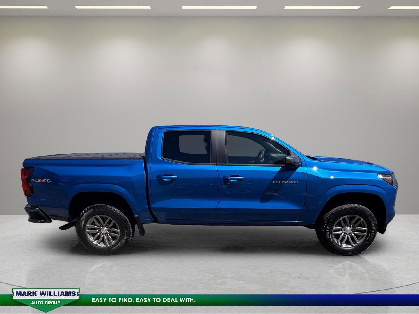 Used 2023 Chevrolet Colorado LT w/ LT Convenience Package AWD/4WD image 2