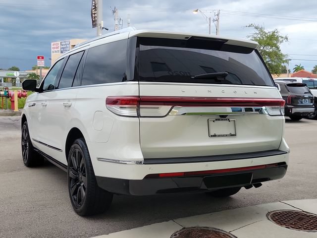 Certified 2022 Lincoln Navigator Reserve RWD image 4
