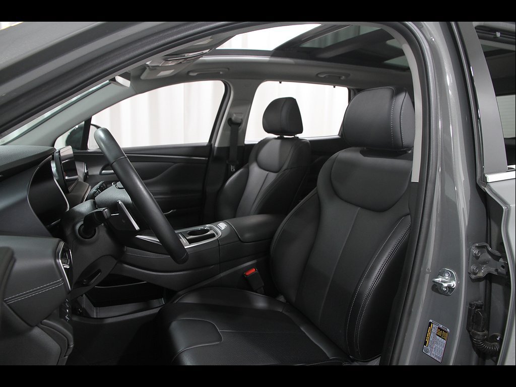 Certified 2023 Hyundai Santa Fe SEL w/ Premium Package AWD/4WD image 5