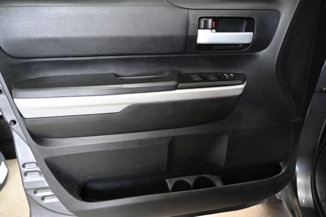 Used 2019 Toyota Tundra SR5 AWD/4WD image 28