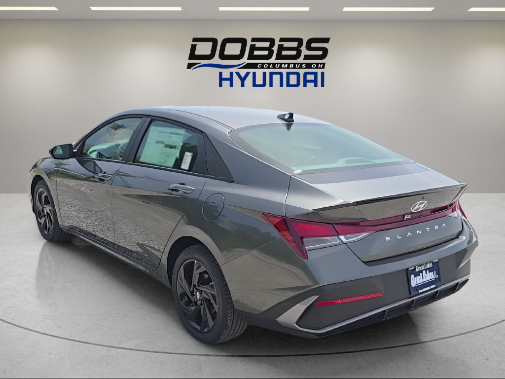 New 2026 Hyundai Elantra Sport FWD image 3
