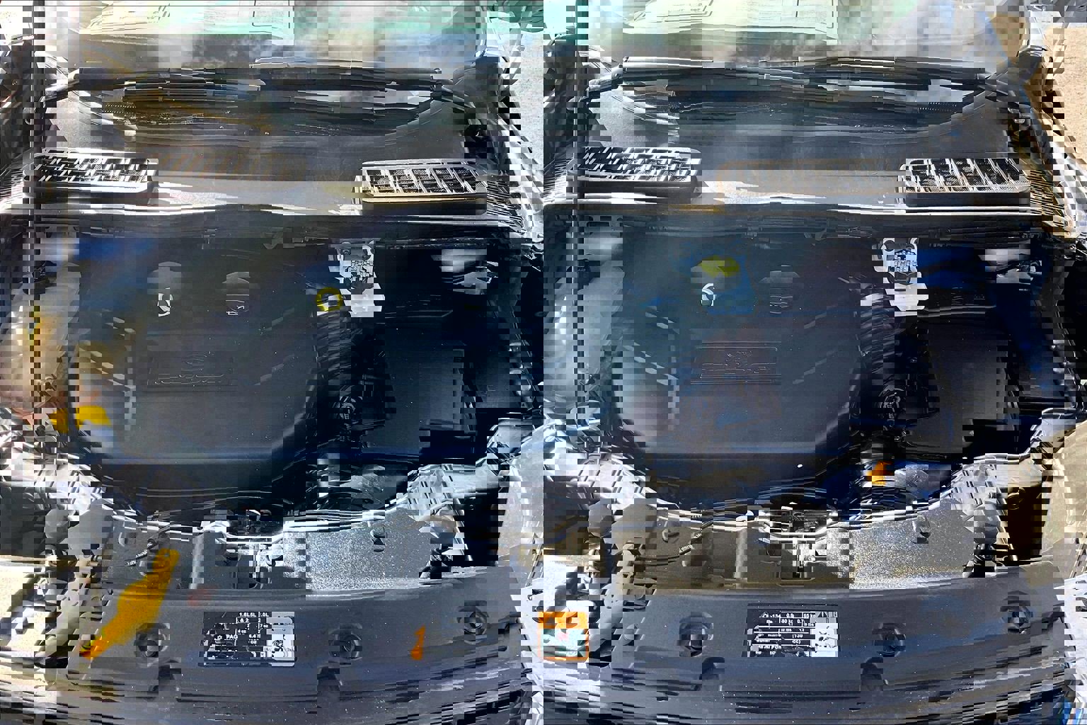 Used 2016 Ford Escape Titanium image 9