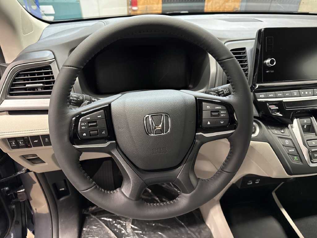 Used 2026 Honda Odyssey EX-L image 11