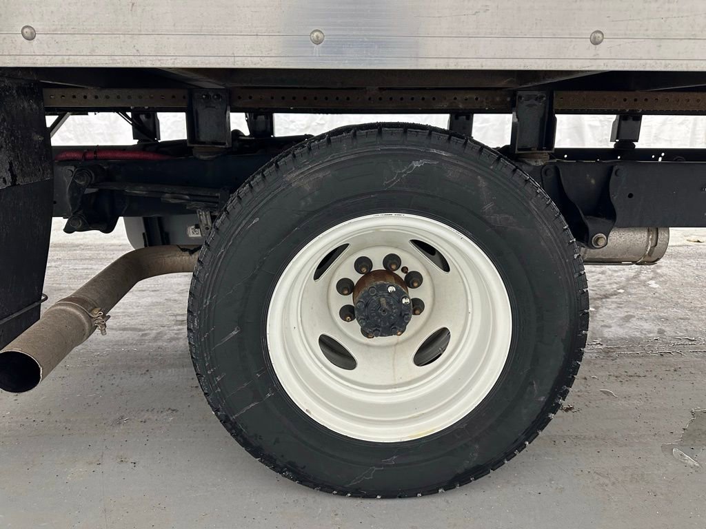 Used 2024 Ford E-350 and Econoline 350 Super Duty image 47