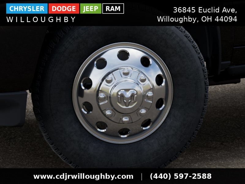 New 2026 RAM 3500 Laramie AWD/4WD image 9