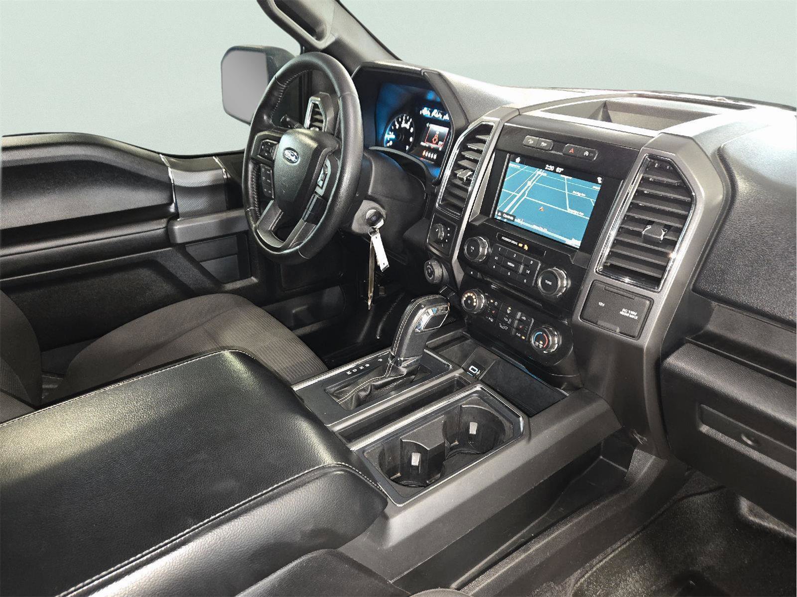 Used 2017 Ford F150 XLT w/ Equipment Group 302A Luxury AWD/4WD image 46