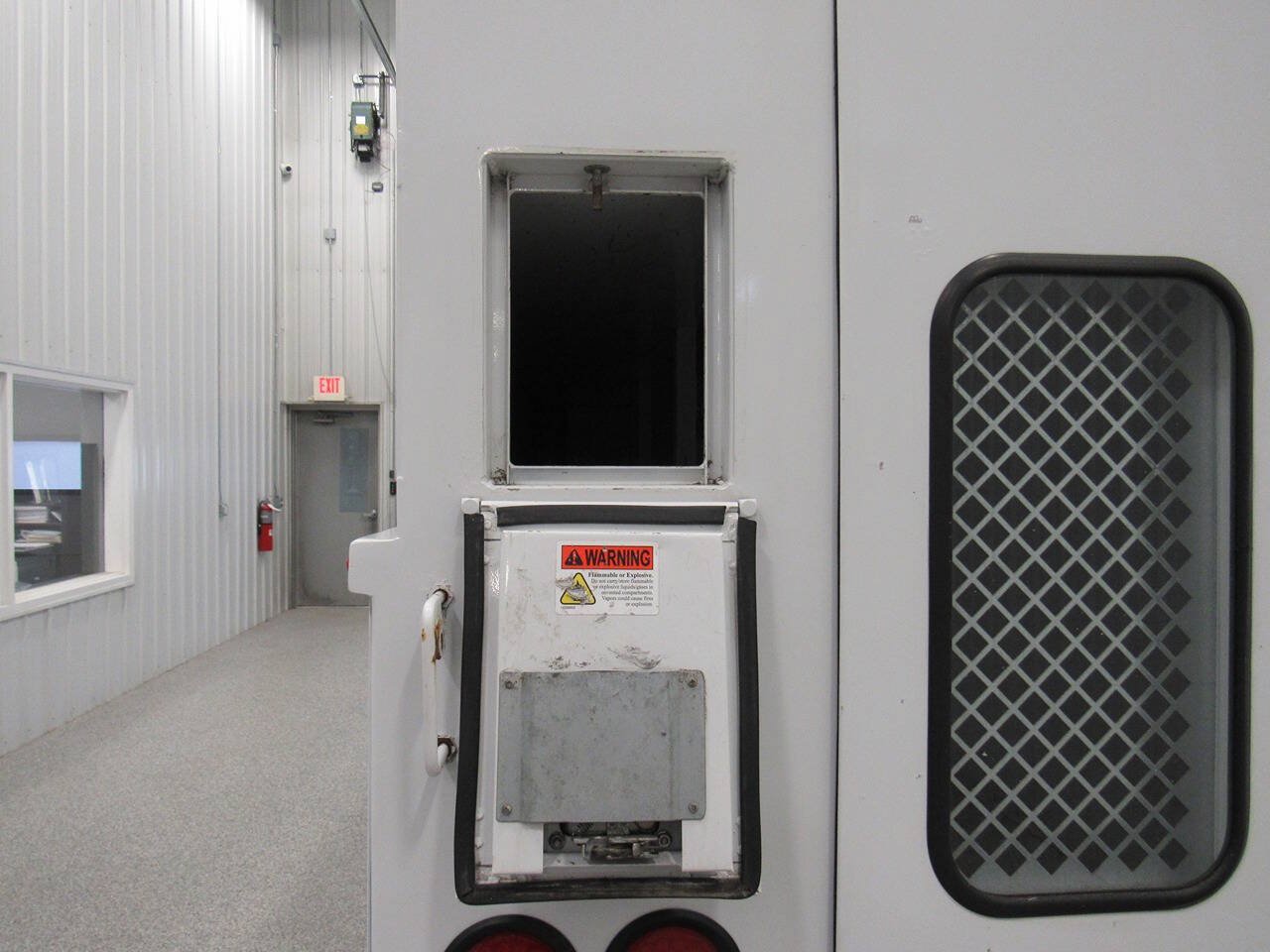 Used 2015 RAM ProMaster 2500 w/ Interior Convenience Group FWD image 23