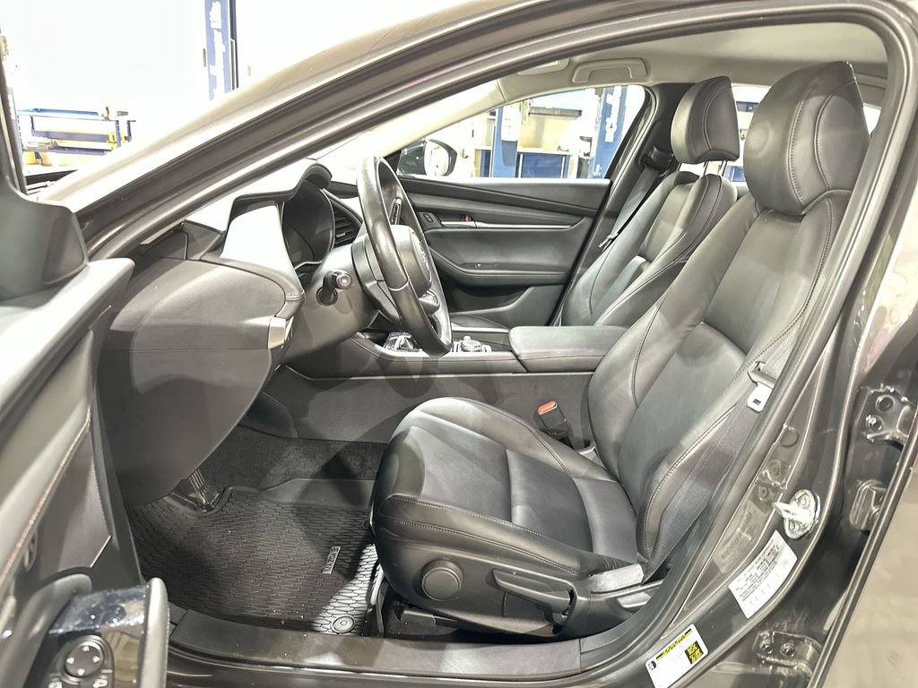 Used 2025 MAZDA MAZDA3 s image 13
