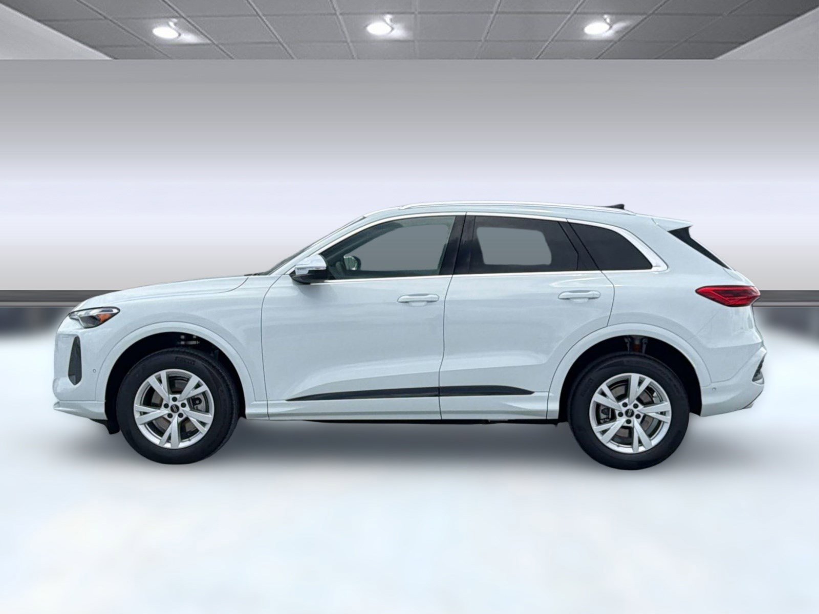 New 2026 Audi Q5 Premium AWD/4WD image 2