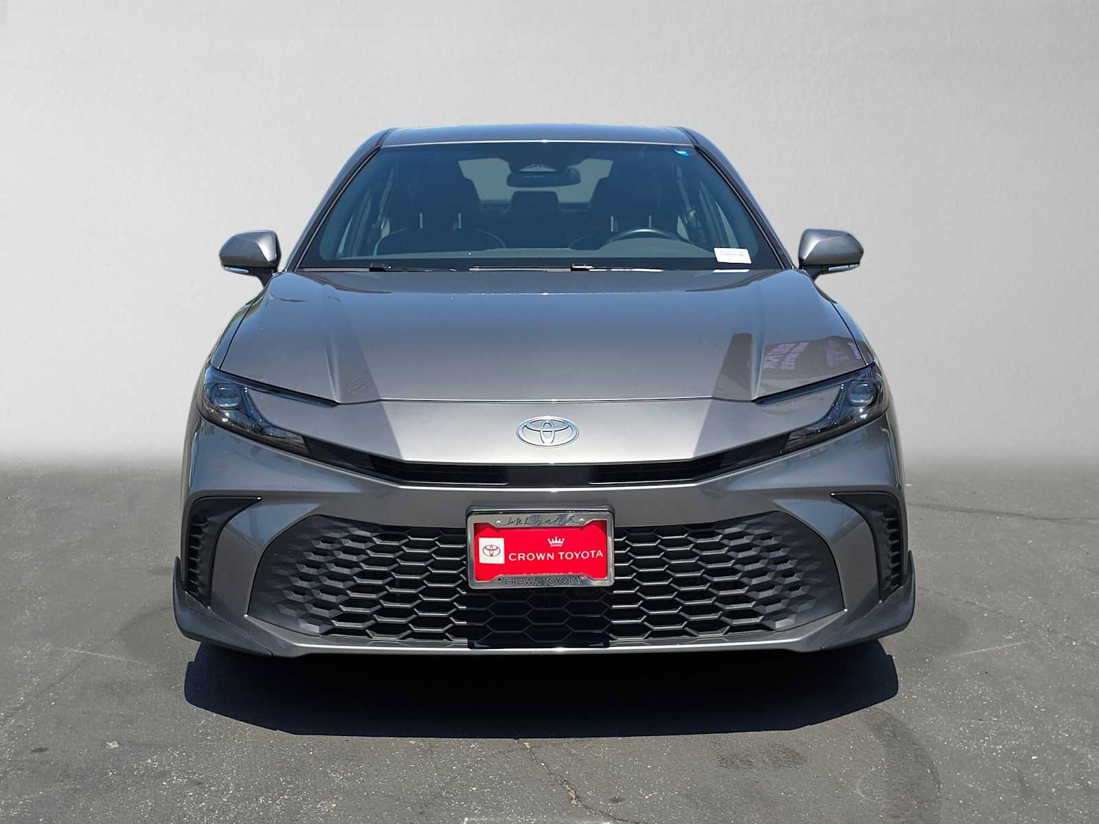 Used 2026 Toyota Camry SE FWD image 8