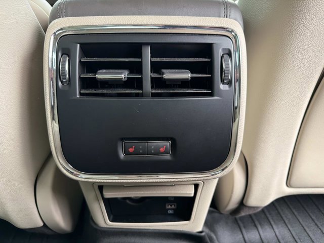 Used 2020 Lincoln Continental w/ Premium Package FWD image 25