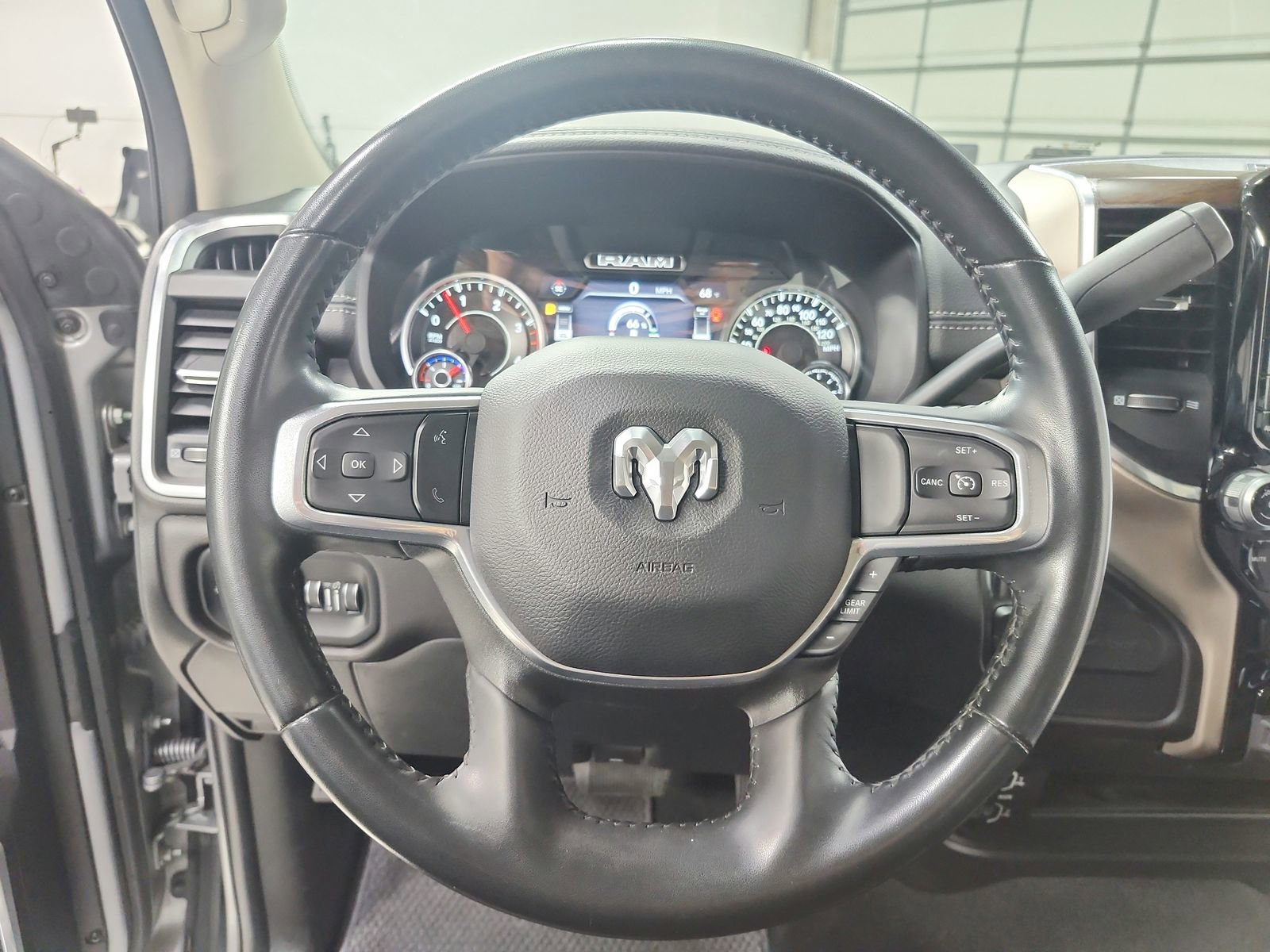 Used 2024 RAM 2500 Laramie AWD/4WD image 23
