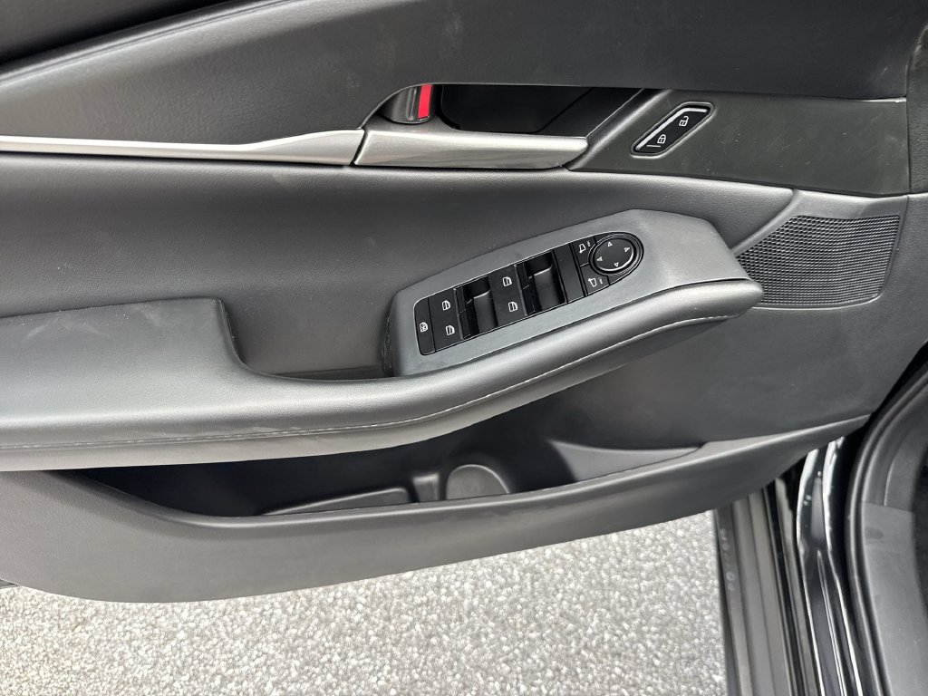 New 2026 MAZDA CX-30 AWD 2.5 S w/ Select Sport Pkg image 40