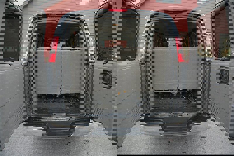 Used 2016 Chevrolet Express 3500 LT w/ LT Preferred Equipment Group image 12