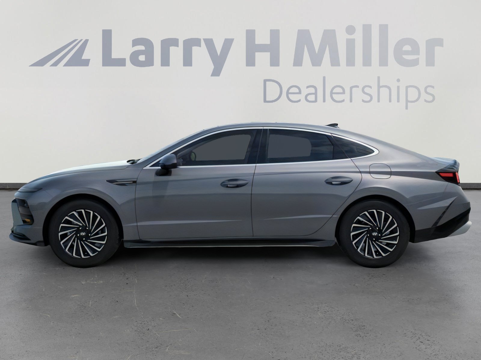 New 2026 Hyundai Sonata Limited FWD image 3