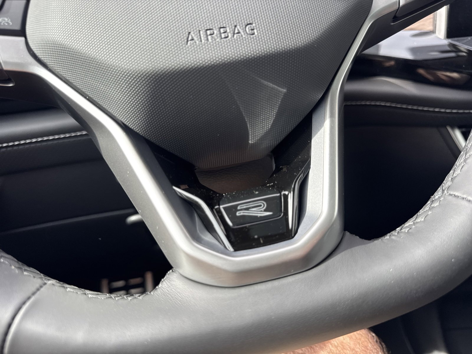 New 2026 Volkswagen Atlas SEL Premium R-Line image 32