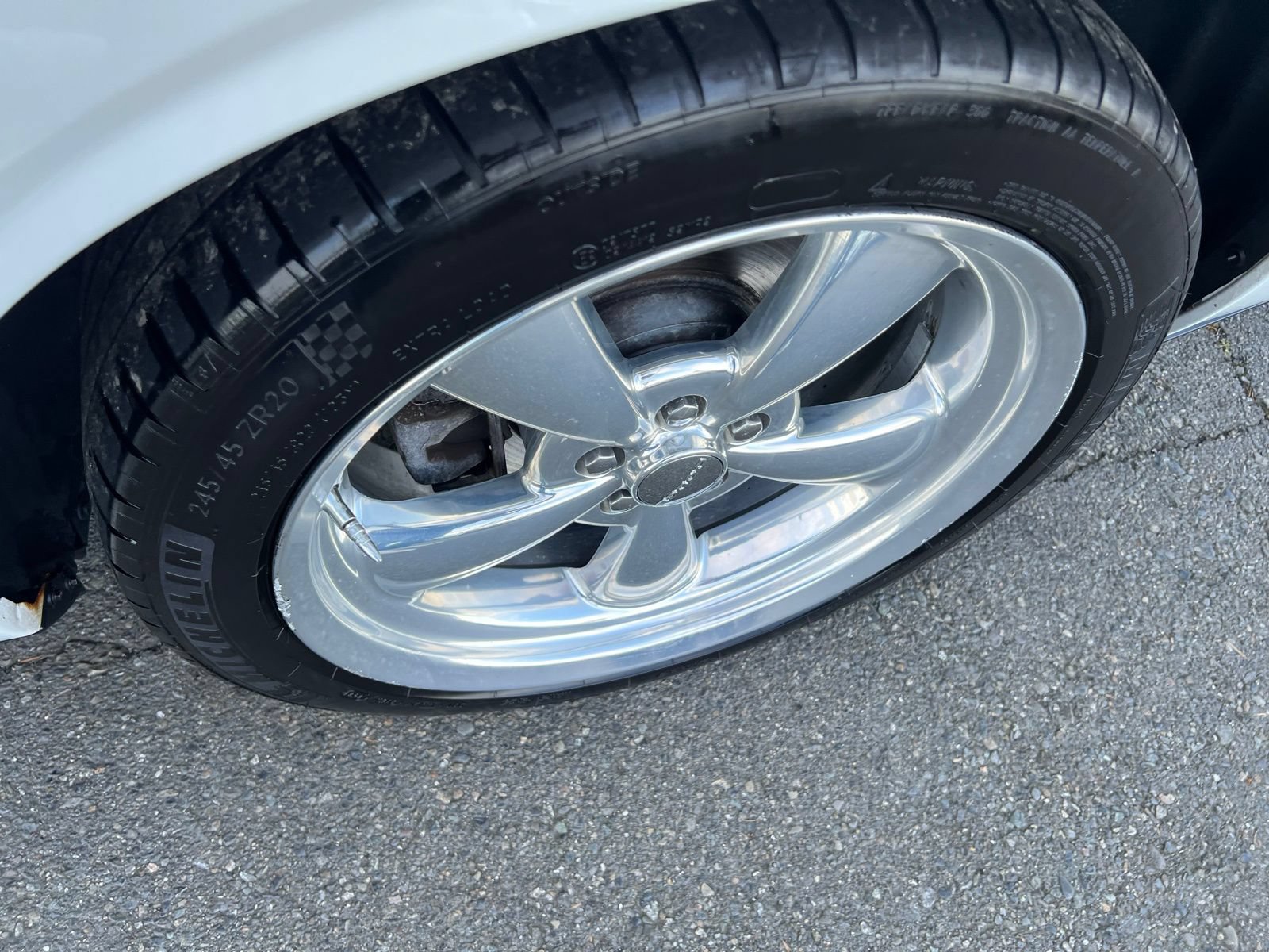 Used 2012 Dodge Challenger R/T RWD image 12