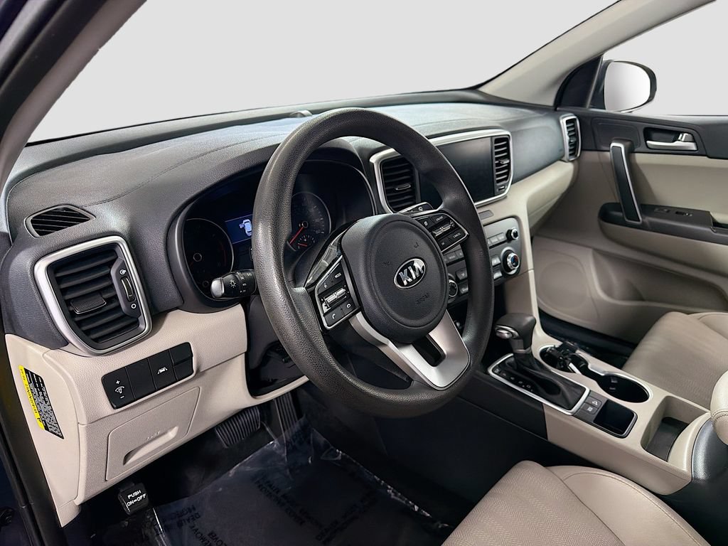 Used 2020 Kia Sportage LX FWD image 11