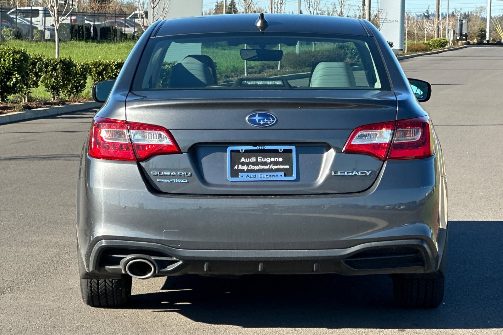 Used 2019 Subaru Legacy 2.5i Limited w/ Popular Package #2A image 4