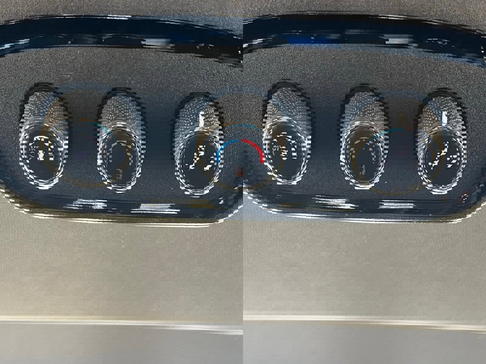 Used 2024 Dodge Durango GT image 22