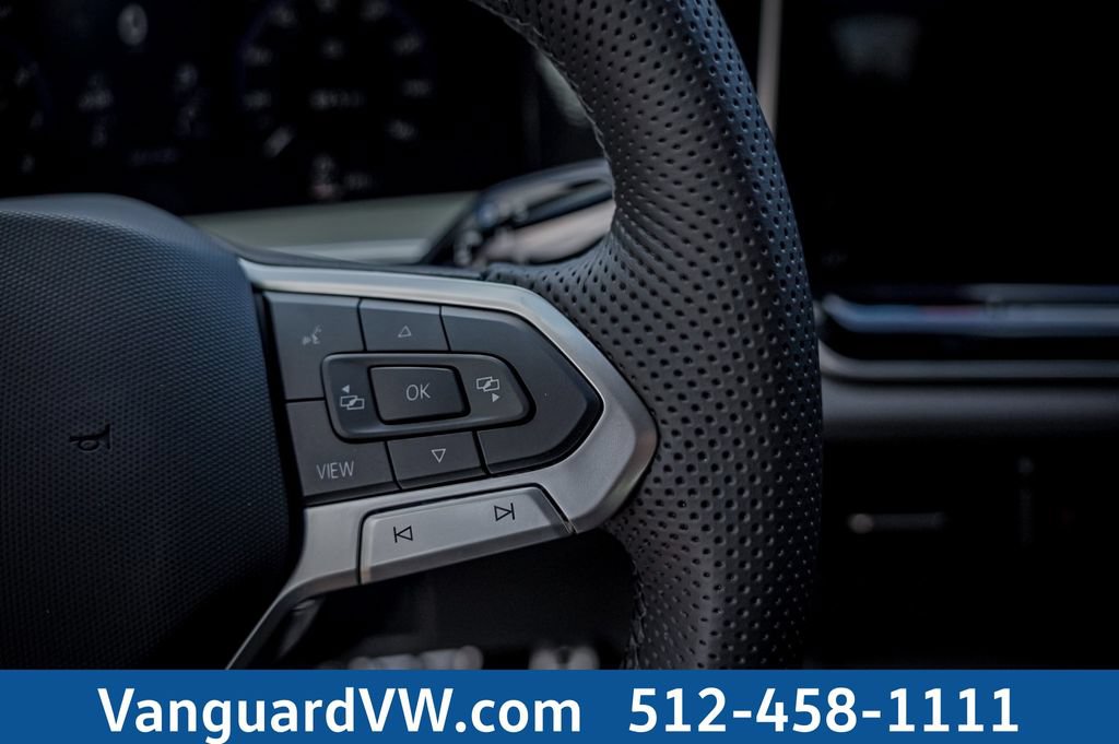 New 2026 Volkswagen Tiguan SE R-Line FWD image 14
