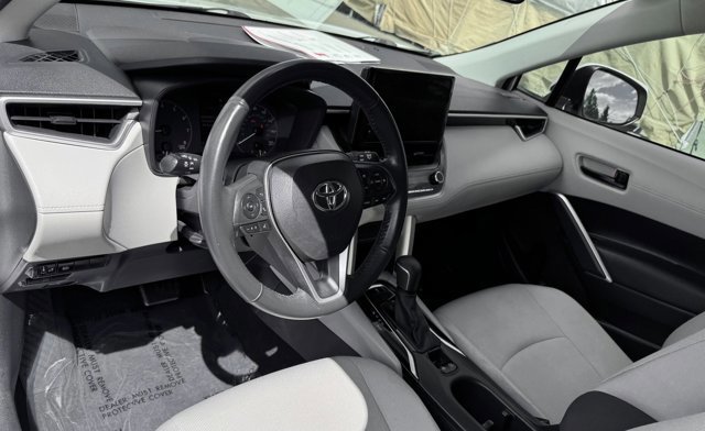 Used 2023 Toyota Corolla Cross LE image 11
