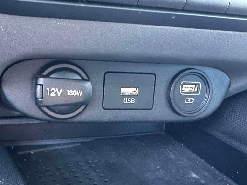 Used 2023 Hyundai Elantra SEL w/ Convenience Package FWD image 23