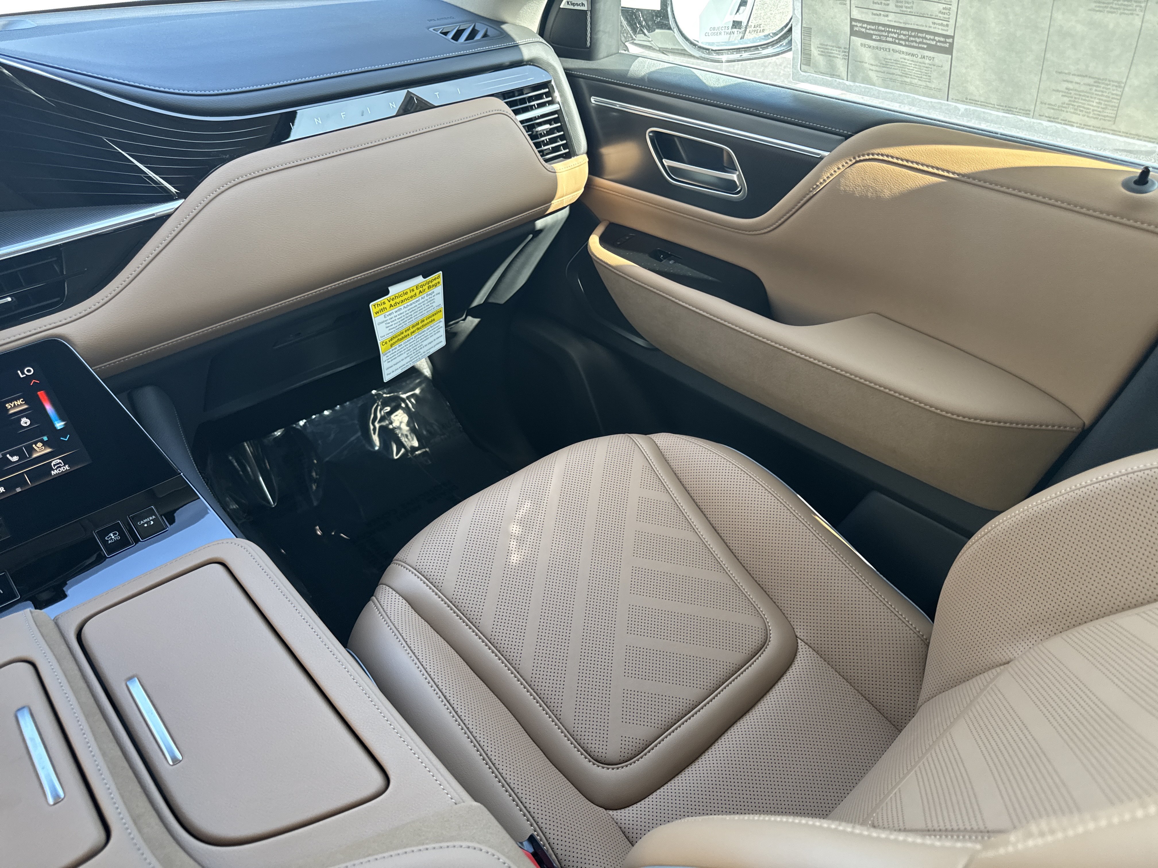 New 2027 INFINITI QX80 Luxe w/ Cargo Package RWD image 11