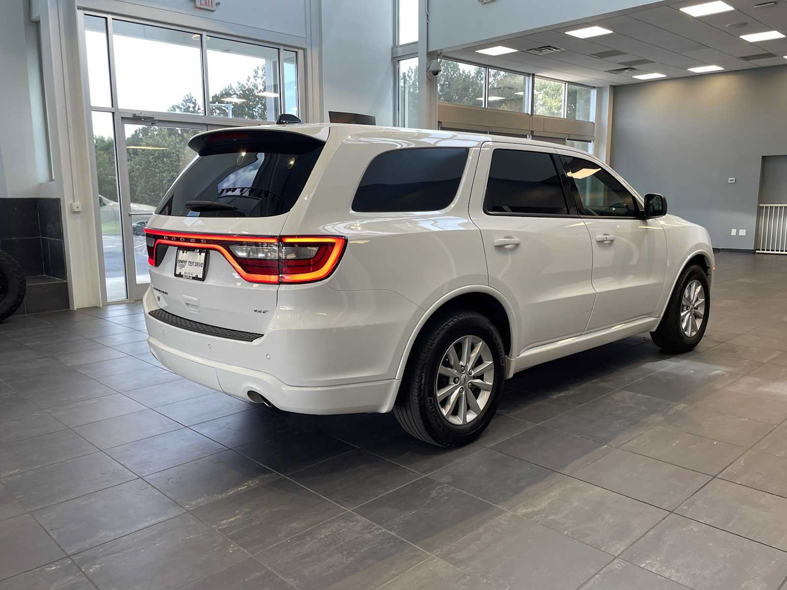 Used 2025 Dodge Durango GT RWD image 10