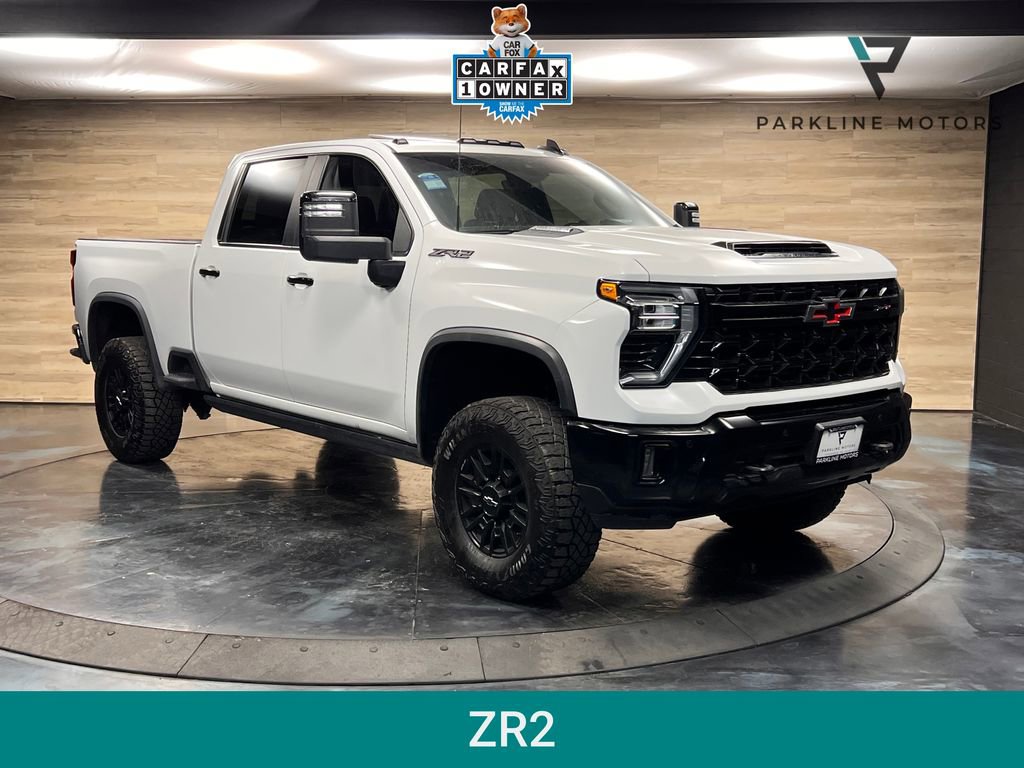 Used 2024 Chevrolet Silverado 2500 ZR2 w/ Technology Package AWD/4WD image 1