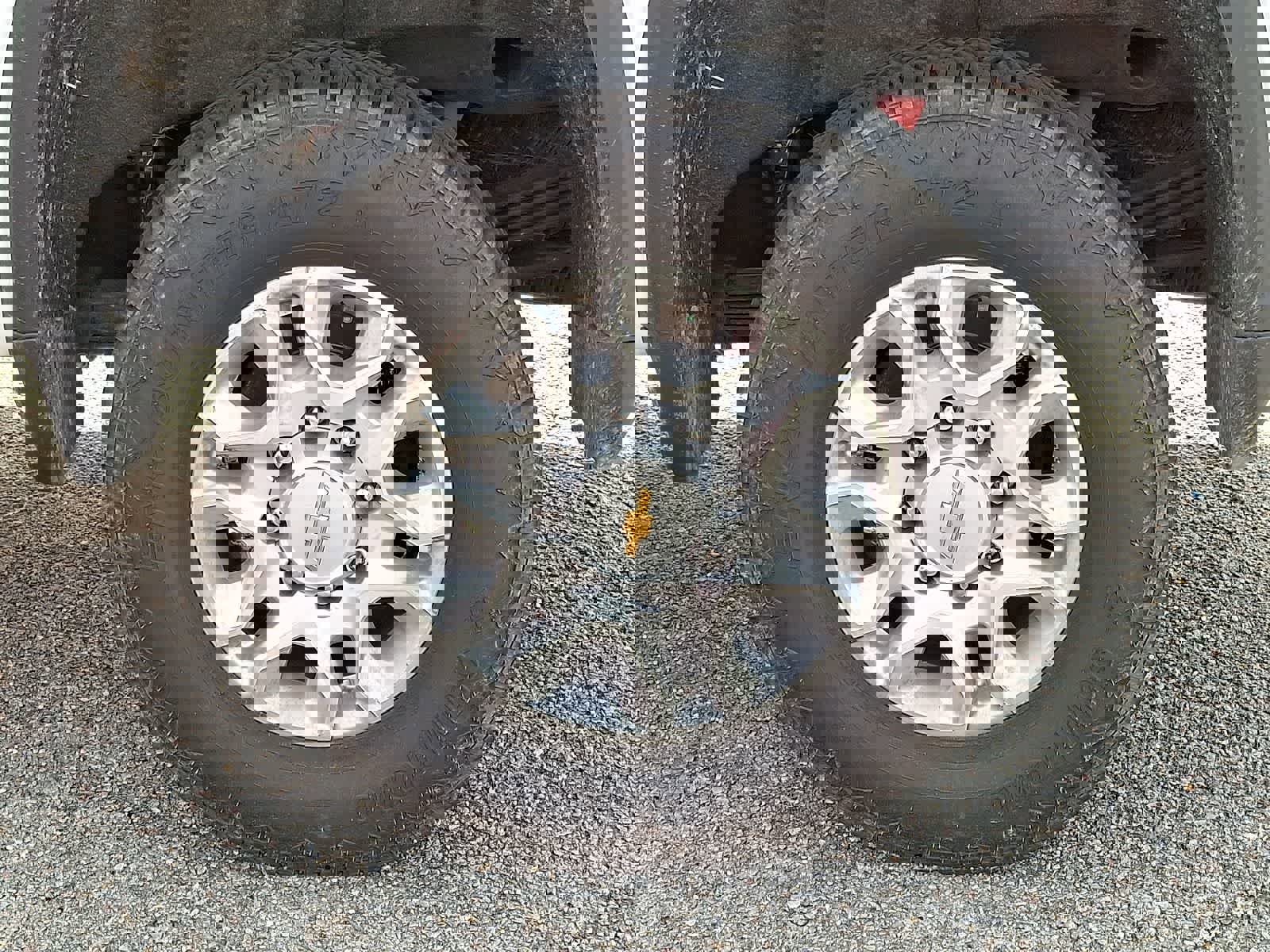 Used 2022 Chevrolet Silverado 2500 LT w/ Convenience Package image 6