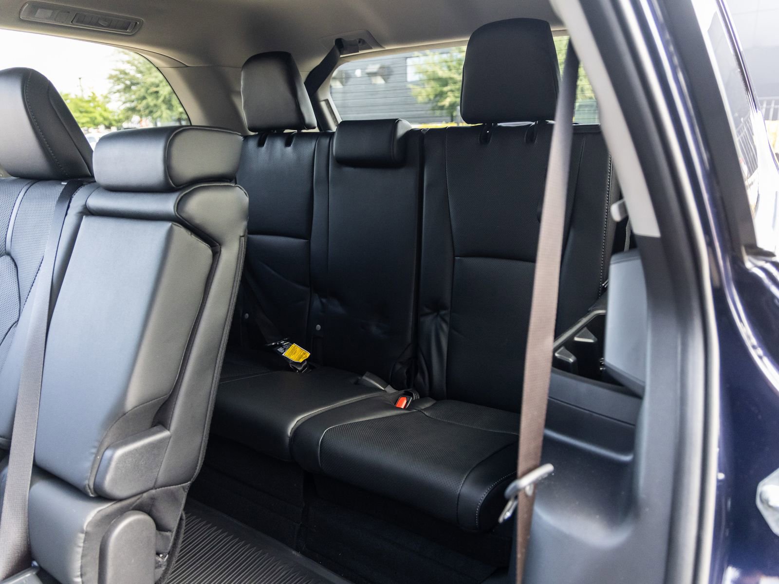 Used 2025 Toyota Grand Highlander AWD image 33