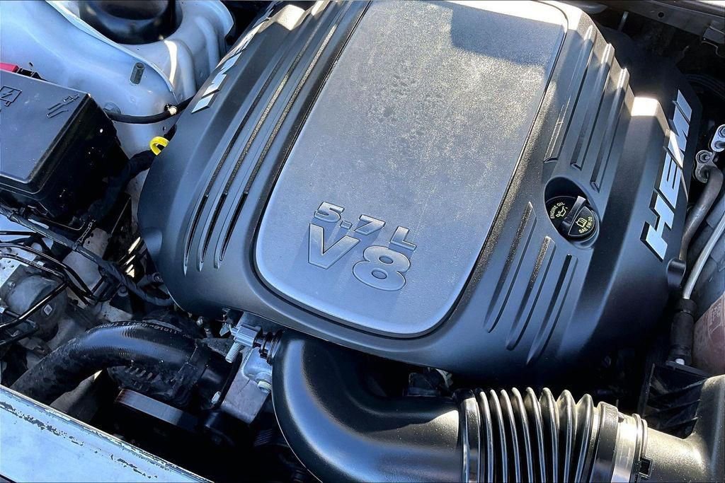 Used 2020 Dodge Challenger R/T image 32