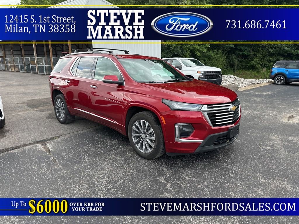 Used 2023 Chevrolet Traverse Premier w/ LPO, Floor Liner Package FWD image 1