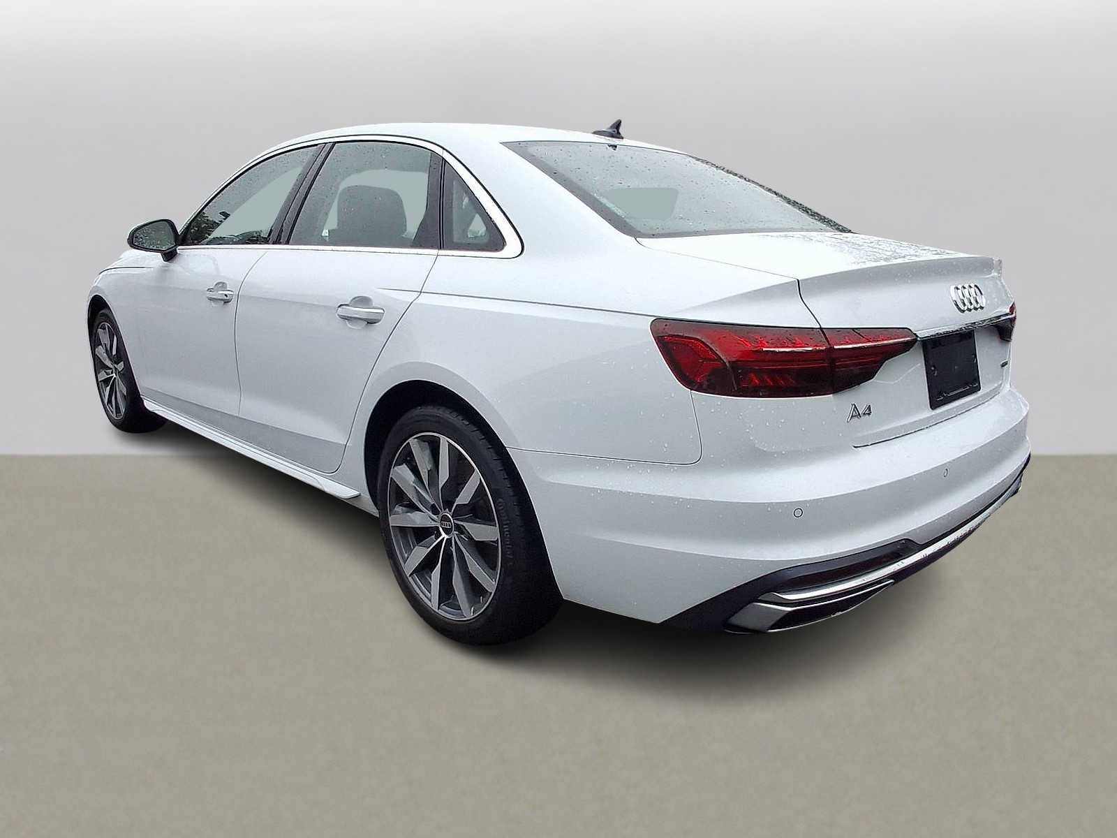 Used 2022 Audi A4 2.0T Premium Plus w/ Premium Plus Package AWD/4WD image 28
