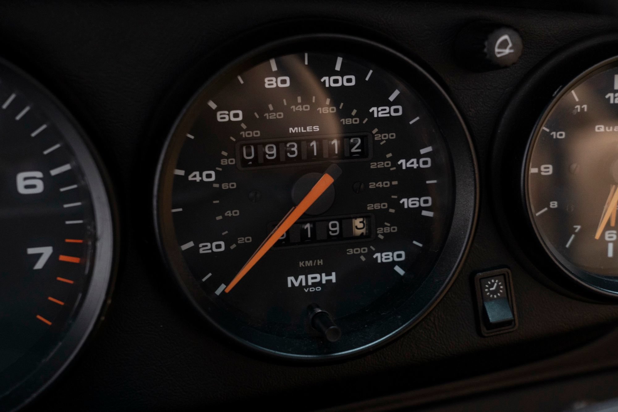 Used 1998 Porsche 911 Carrera RWD image 26