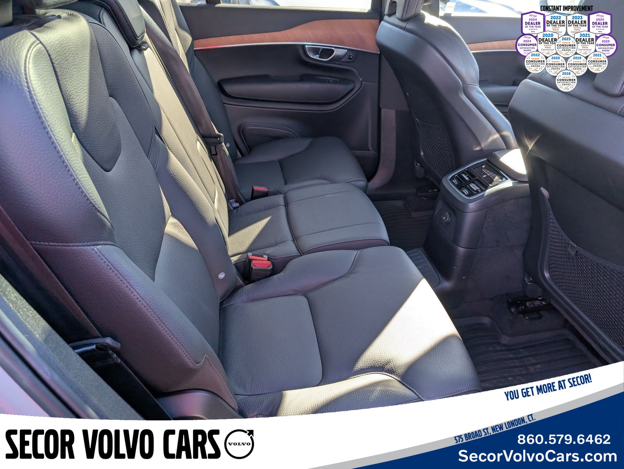 Certified 2024 Volvo XC90 T8 Plus w/ Protection Package Premier image 27