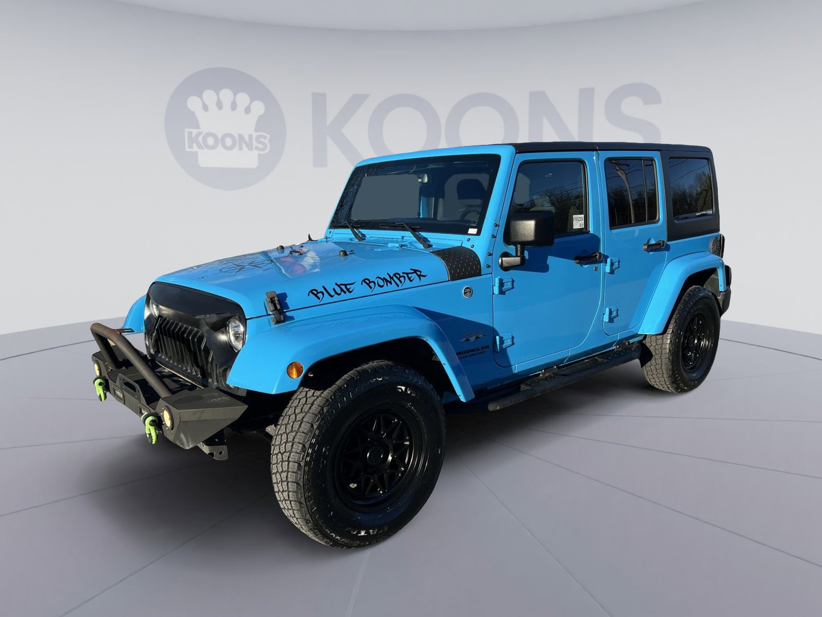Used 2017 Jeep Wrangler Unlimited Sahara w/ Connectivity Group image 1