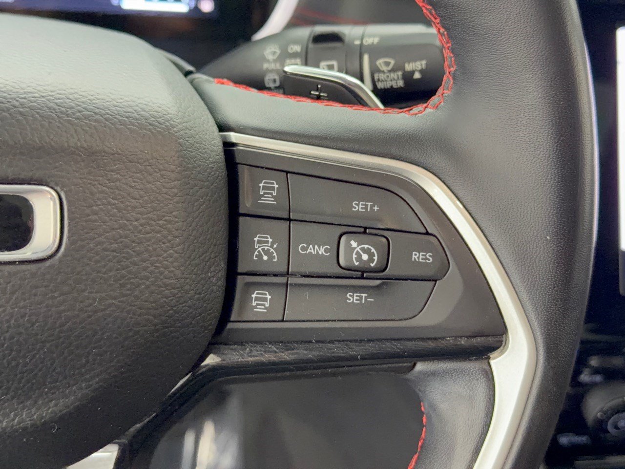 Used 2022 Jeep Grand Cherokee Trailhawk w/ Luxury Tech Group III AWD/4WD image 19