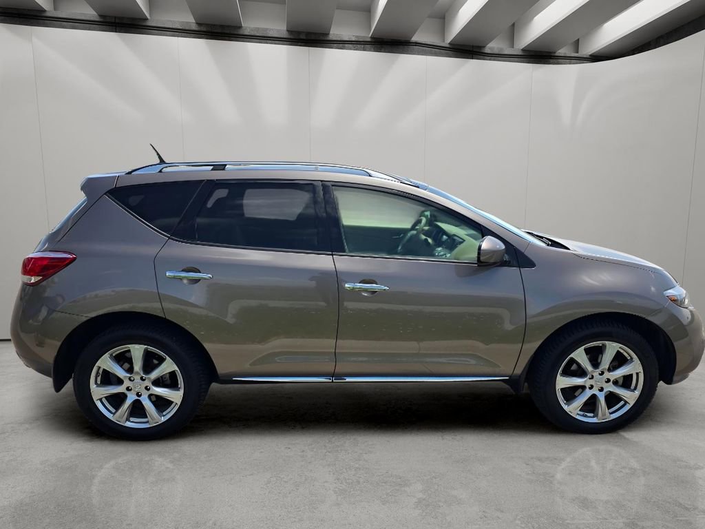 Used 2014 Nissan Murano LE w/ Platinum Edition Package AWD/4WD image 6