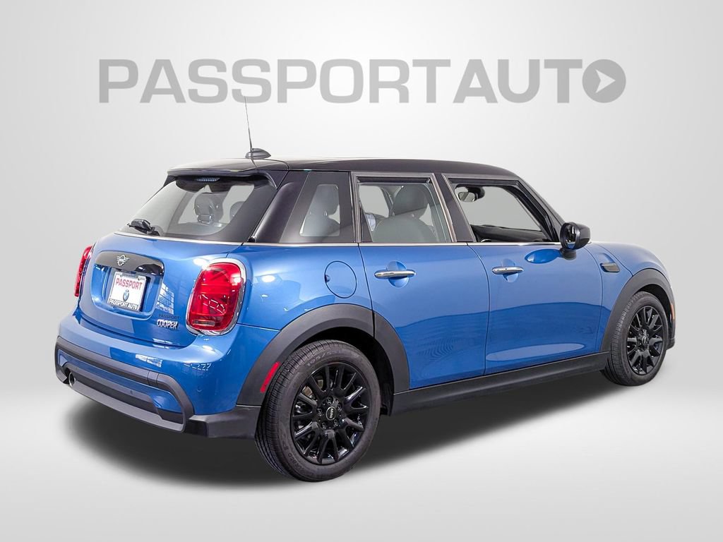 Used 2022 MINI Cooper 4-Door Hardtop FWD image 7
