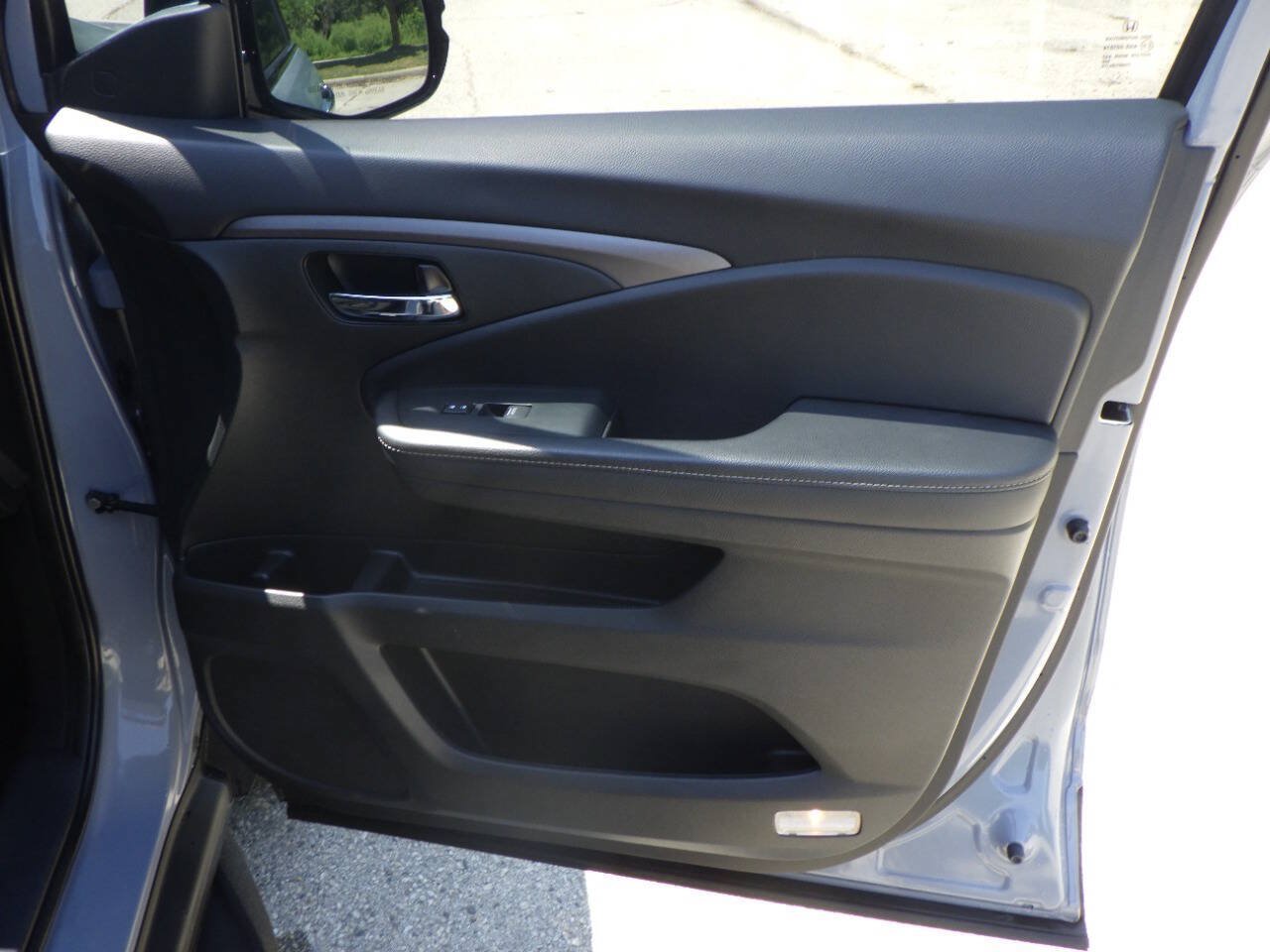 Used 2023 Honda Ridgeline RTL-E image 15