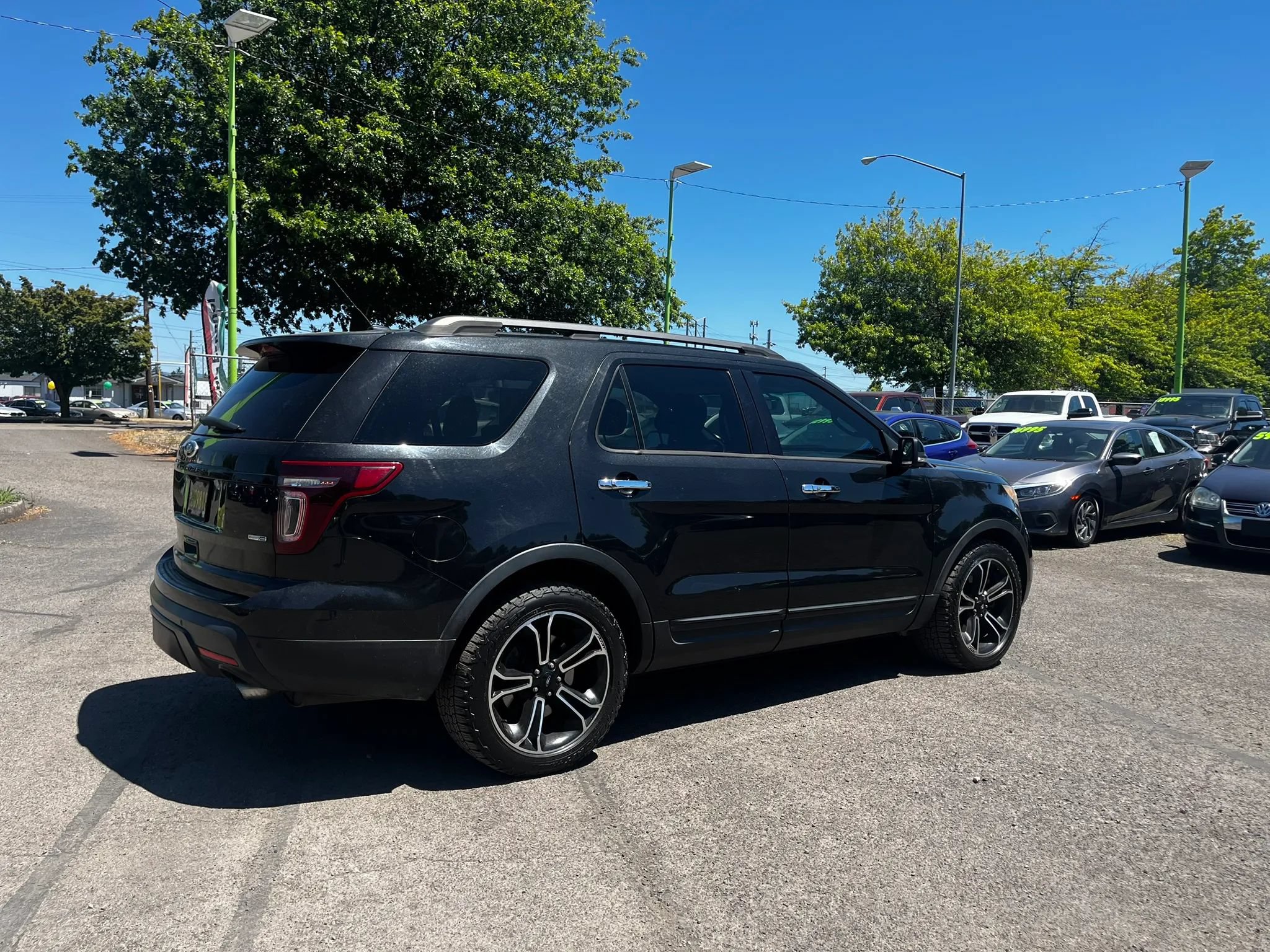 Used 2013 Ford Explorer Sport AWD/4WD image 3